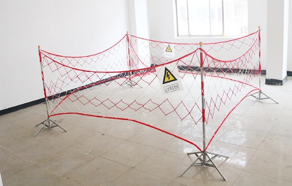 电力安全围栏网的防腐工作室怎样做的？